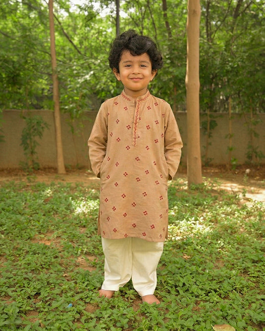 Eddie & Birdie Sand Beige Embroidered Kurta Set